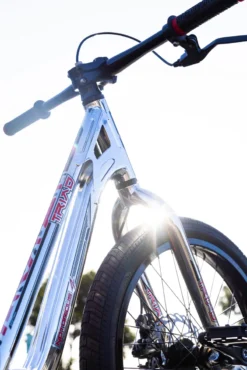 Triad Notorious 4 Drift Trike Chrome -Oxford || XLC || Shimano Sales 1ZTRIAD720P