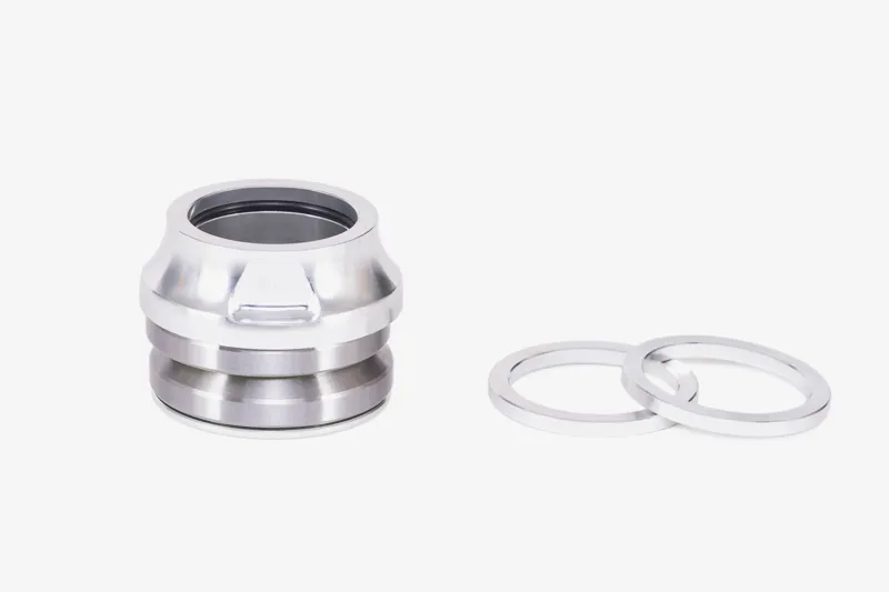 Wethepeople Compact Headset 1 1/8 Silver 1 Wethepeople Compact Headset 1 1/8 Silver