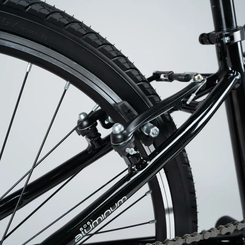 Schwinn Campus 24 Inch Wheel Kids Mountain Bike Black 7 Schwinn Campus 24 Inch Wheel Kids Mountain Bike Black - Image 7