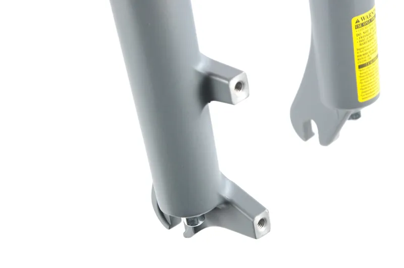 SR Suntour Lockout 26 Inch Forks 1 1/8 Grey 2 SR Suntour Lockout 26 Inch Forks 1 1/8 Grey - Image 2