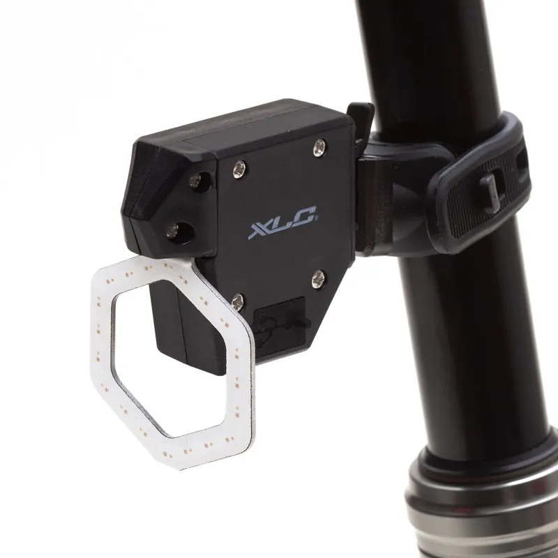 XLC CL-E11 Decoration Rear USB Rechargeable Light 3 XLC CL-E11 Decoration Rear USB Rechargeable Light - Image 3