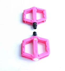 Platform Pedals 9/16 Pink