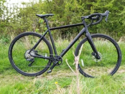 Salcano GR001 GRX 11 Speed Gravel Bike Black -Oxford || XLC || Shimano Sales PXL 20220412 130008803.PORTRAIT 2