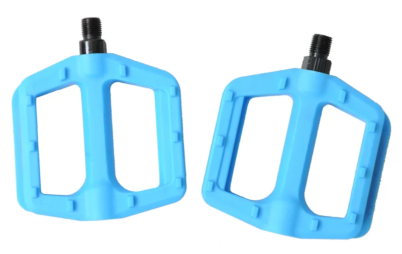 X-Rated BMX Platform Pedals 1/2 Blue 1 X-Rated BMX Platform Pedals 1/2 Blue