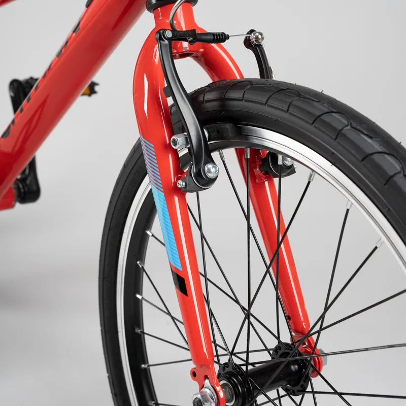 Schwinn Campus 20 Inch Wheel Kids Bike Red 4 Schwinn Campus 20 Inch Wheel Kids Bike Red - Image 4